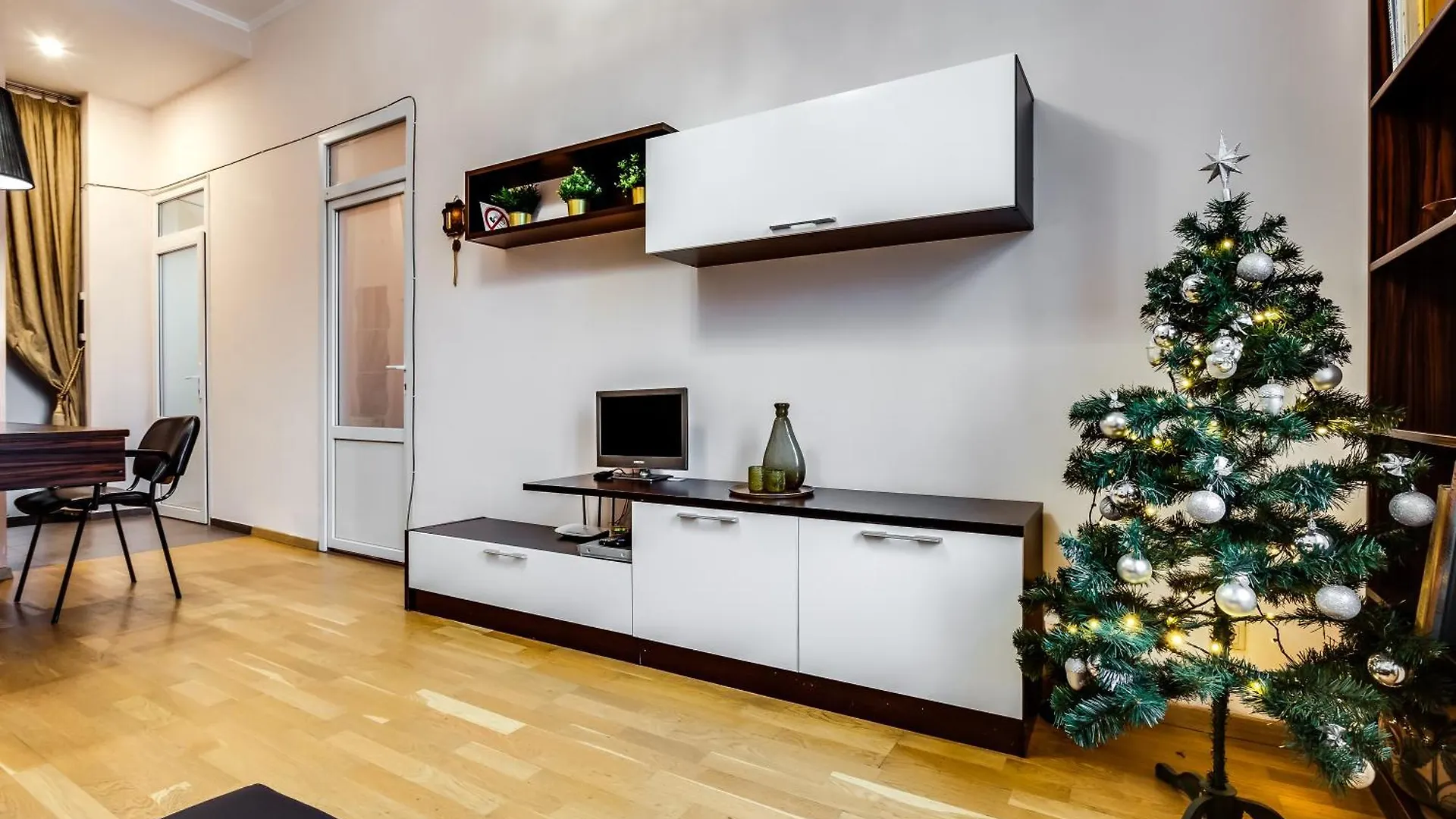 Stylish Apartment - Ivana Franka Street Lviv